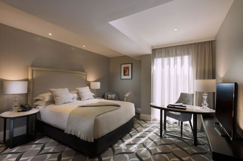Mayfair Hotel - Accommodation Europe 11