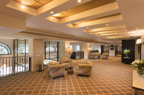 Mayfair Hotel - Accommodation Europe 10