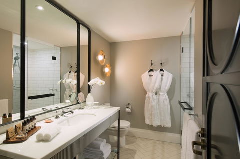 Mayfair Hotel - Accommodation Europe 12