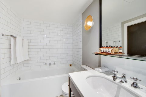 Mayfair Hotel - Accommodation Europe 1