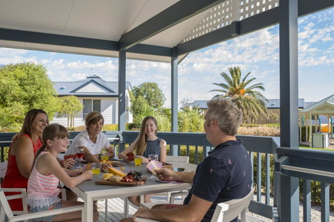 The Retreat West Beach Parks - Tourism Bookings 10