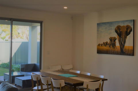 Eastern Breeze - Events Australia 4