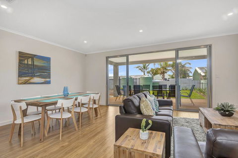 Eastern Breeze - Events Australia 15