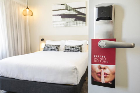 Nightcap At Finsbury Hotel - Events Australia 23