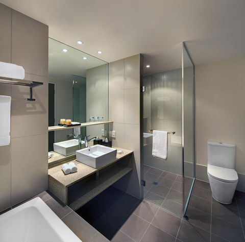 Pullman Adelaide - Accommodation Europe 42