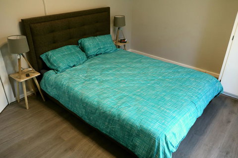 The Purple Door On Seaview - Events Australia 13