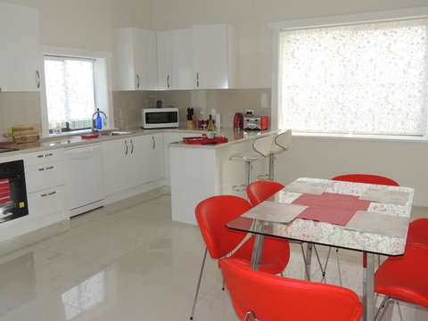 Glenelg - Marina Retreat - Events Australia 11