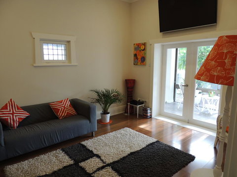 Glenelg - Marina Retreat - Events Australia 24