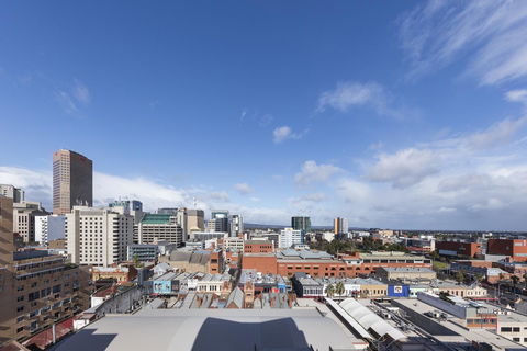 Oaks Adelaide Horizons Suites - Events Australia 9