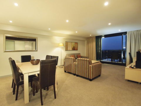 Oaks Adelaide Horizons Suites - Events Australia 12