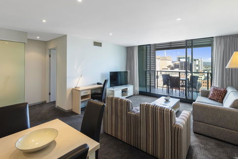 Oaks Adelaide Horizons Suites - Events Australia 7