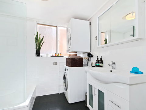 Monaco Court Apartment Adelaide - Accommodation Europe 8