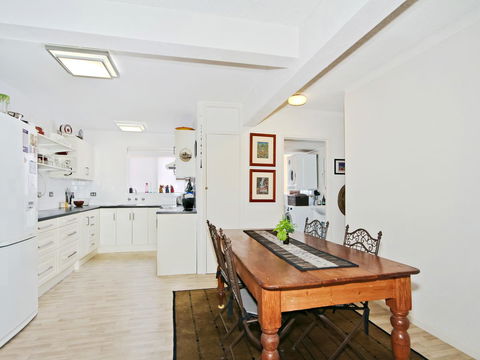 Monaco Court Apartment Adelaide - Accommodation Europe 3