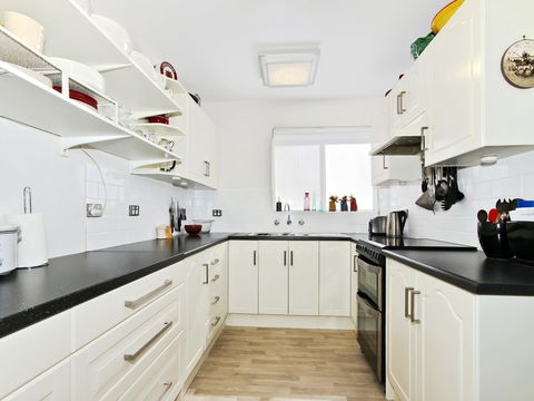 Monaco Court Apartment Adelaide - Accommodation Europe 2