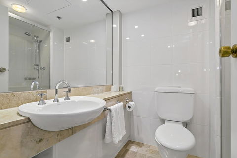 Stamford Plaza Adelaide - Accommodation Europe 19