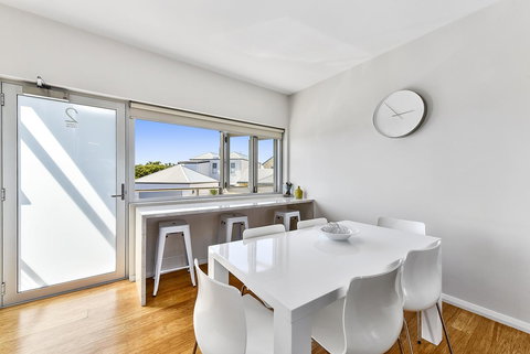 Aloha Waterfront Properties - Events Australia 24