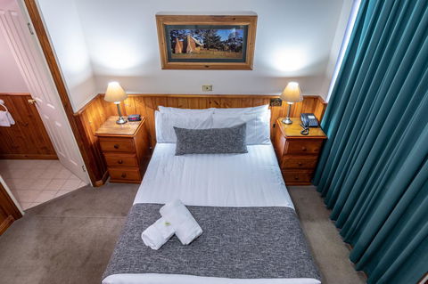 Astor Inn - Tourism Bookings 16