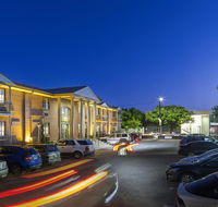 Adelaide Inn - Events Australia