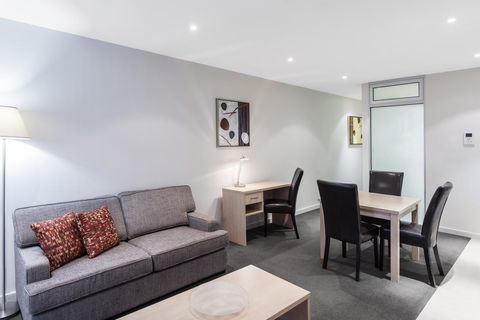 IStay Precinct Adelaide - Events Australia 17