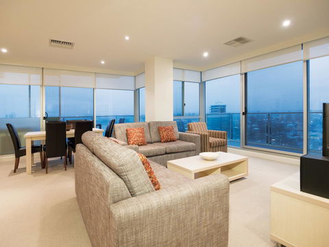 Oaks Glenelg Liberty Suites - Events Australia 18