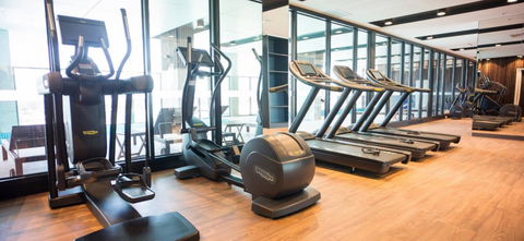 Resort Style Luxury City Apartment + Free Car Parking - Events Australia 17