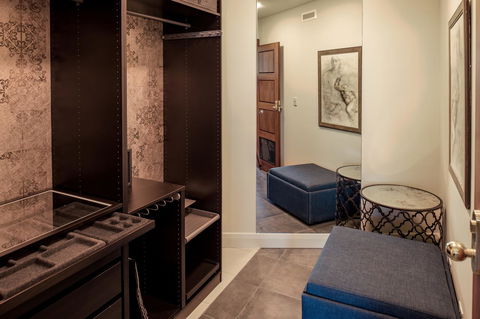 Suite 11 Victoria Square - Events Australia 4