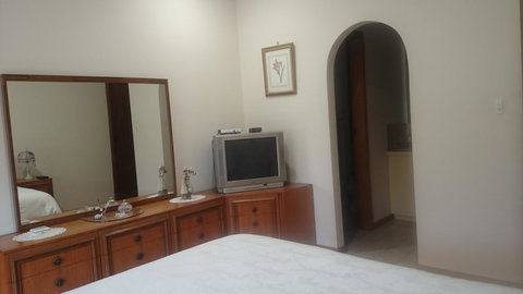 Gaerwood B&B - Tourism Bookings 6