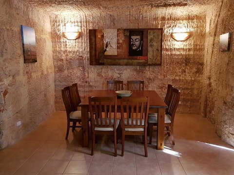 Zen Underground B&B - Tourism Bookings 18
