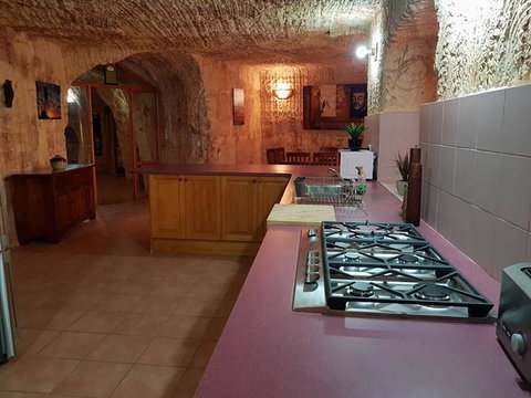 Zen Underground B&B - Tourism Bookings 16