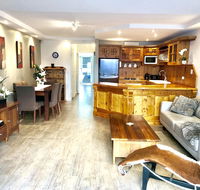 Superb Townhouse in North Adelaide - Events Australia