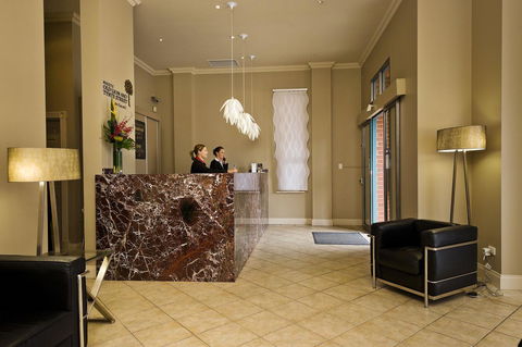 Majestic Old Lion Apartments - Events Australia 16