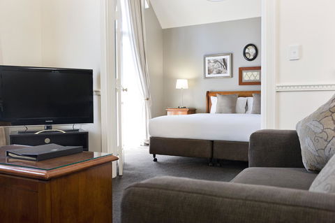 Majestic Old Lion Apartments - Events Australia 12