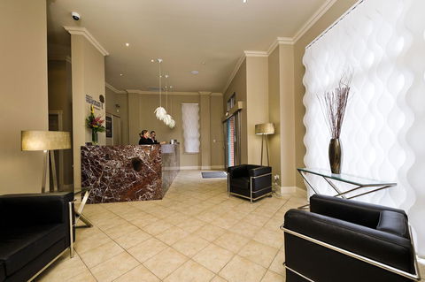Majestic Old Lion Apartments - Events Australia 15