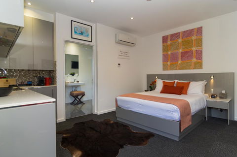 North Adelaide Boutique Stays Accommodation - Events Australia 0