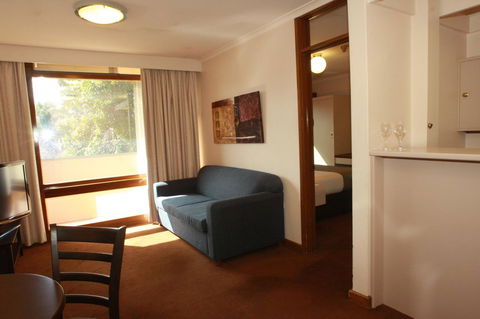 Comfort Hotel Adelaide Meridien - Events Australia 9