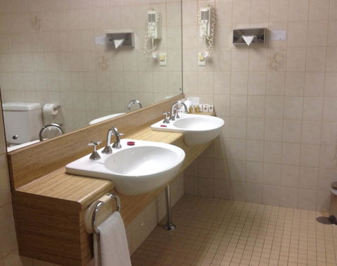 Comfort Hotel Adelaide Meridien - Events Australia 5