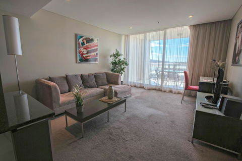 Adelaide DressCircle Apartments - North Terrace - Events Australia 26