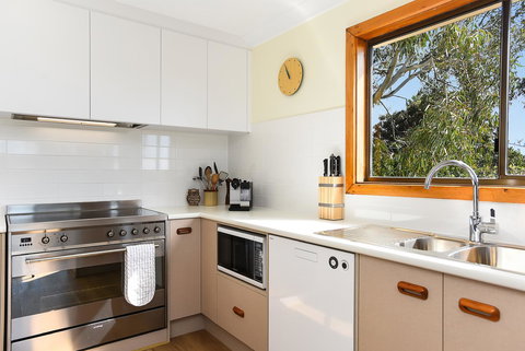 Port Of Call - Port Willunga - C21 SouthCoast Holidays - Events Australia 7