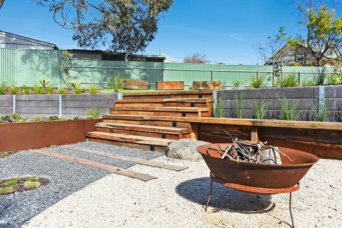 Port Of Call - Port Willunga - C21 SouthCoast Holidays - Events Australia 2