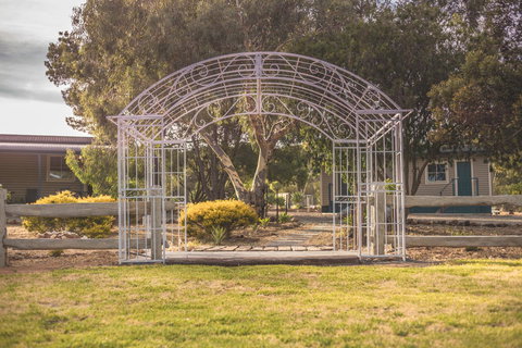 Seppelts View Cabins - Events Australia 25