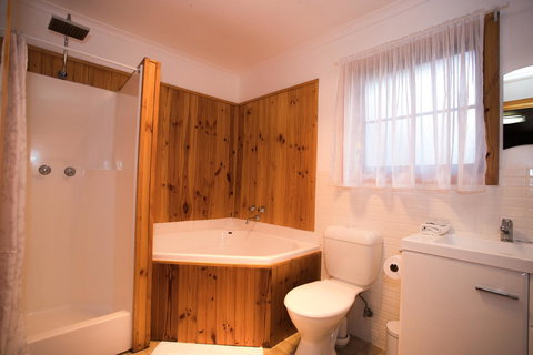 Seppelts View Cabins - Events Australia 36