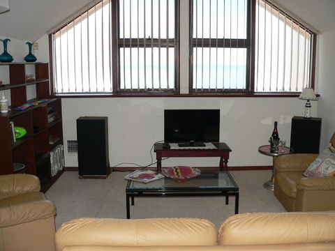 Brighton Beach House - Events Australia 6