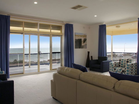 Seaview Sunset Holiday Apartments - Tourism Bookings 23