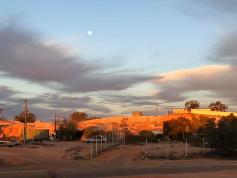 Aussie Opal Diggers Outback Retreat-Undergound - Events Australia 3