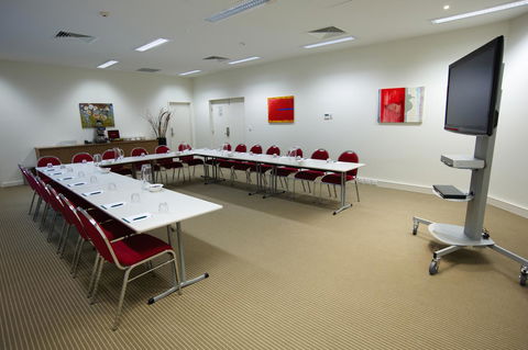 Quest Mawson Lakes - Tourism Bookings 7