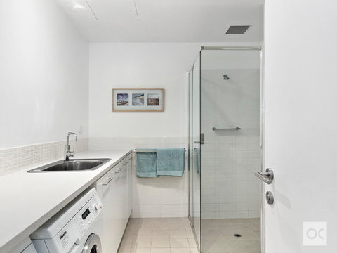 Breeze Beachfront Apartment - Events Australia 38