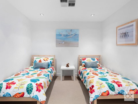 Breeze Beachfront Apartment - Events Australia 28