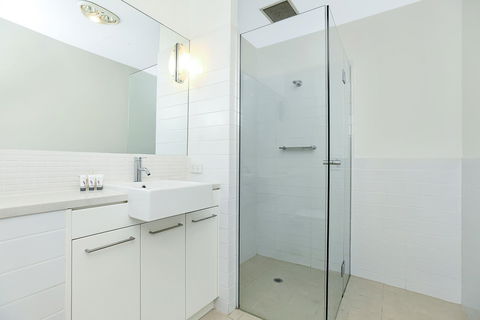 Breeze Beachfront Apartment - Events Australia 14