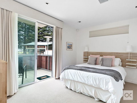 Breeze Beachfront Apartment - Events Australia 29