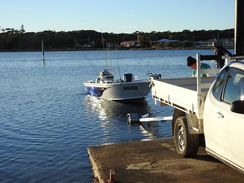 Lake Edge Apartments - Events Australia 23
